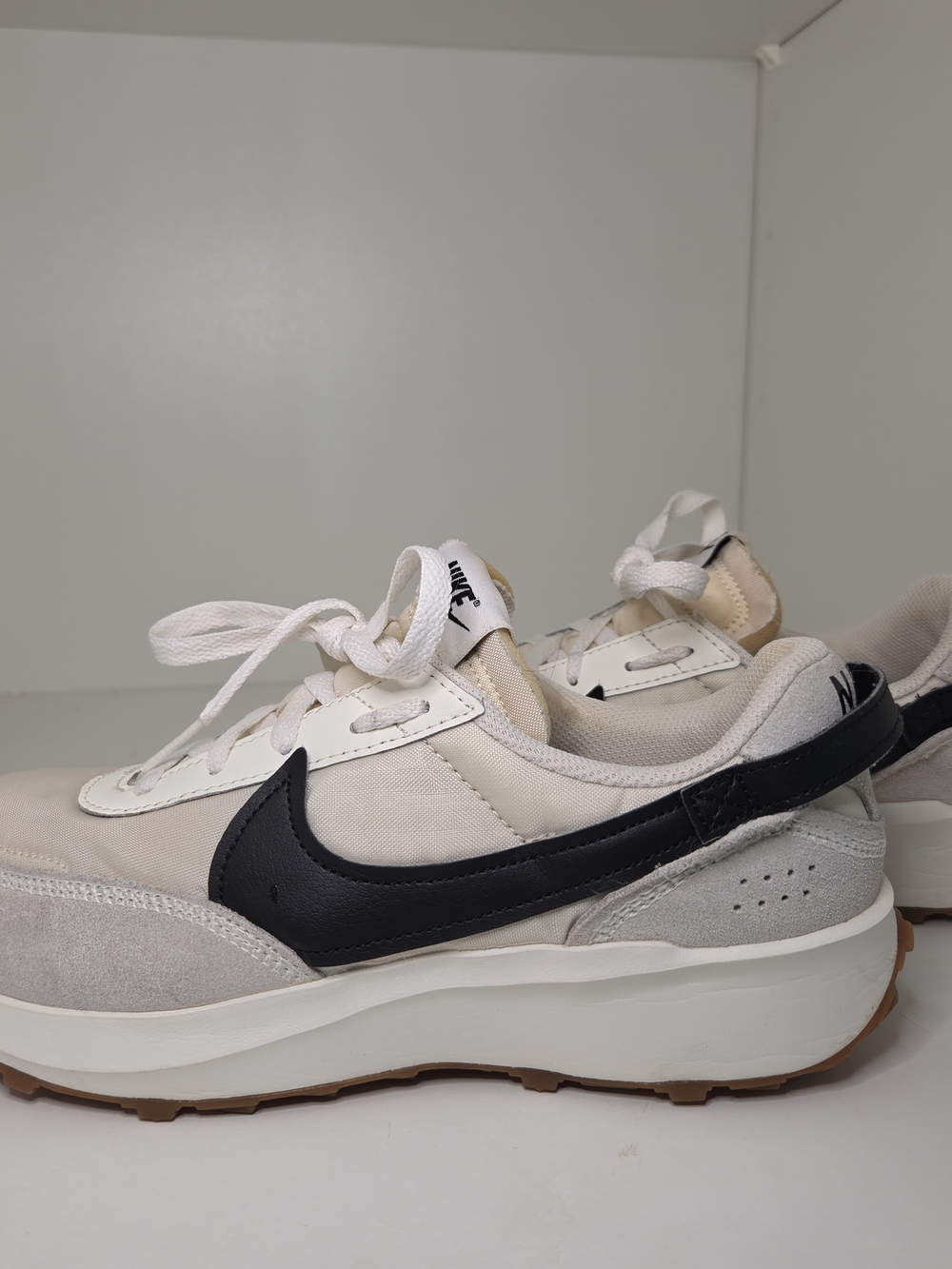Authentic Nike Waffle Debut in Sanddrift/Black-Phantom Sz 9